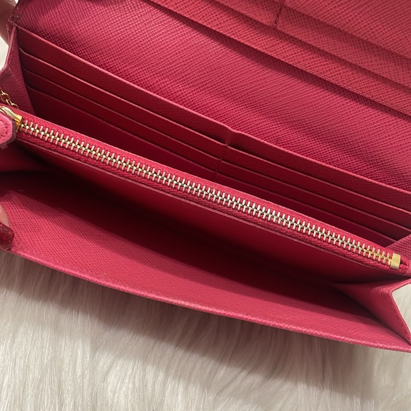 PRADA Saffiano Leather  Wallet - Picture 7 of 13
